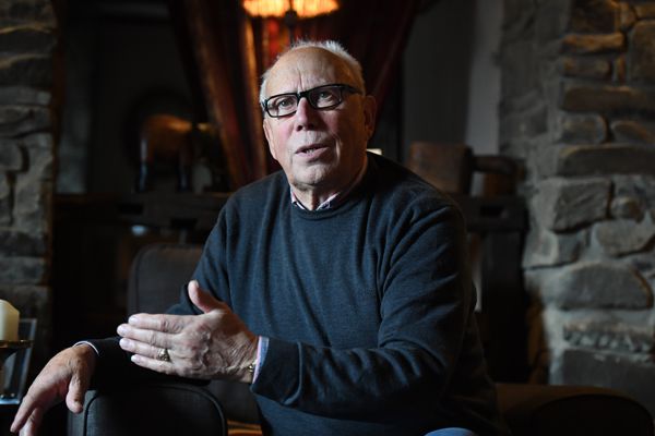 Image of Barry Hoban