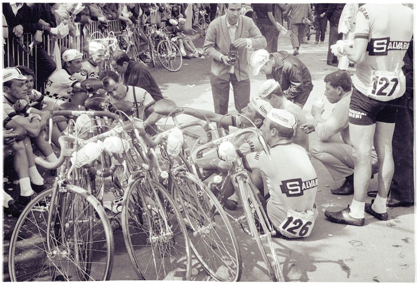 Image of Tom with Salvarani taem